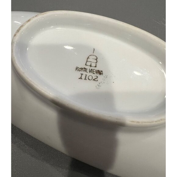 Vintage Royal Vienna 1102 Oval Serving/Relish‎ Tray Courting Couples Gold Trim - Picture 7 of 10